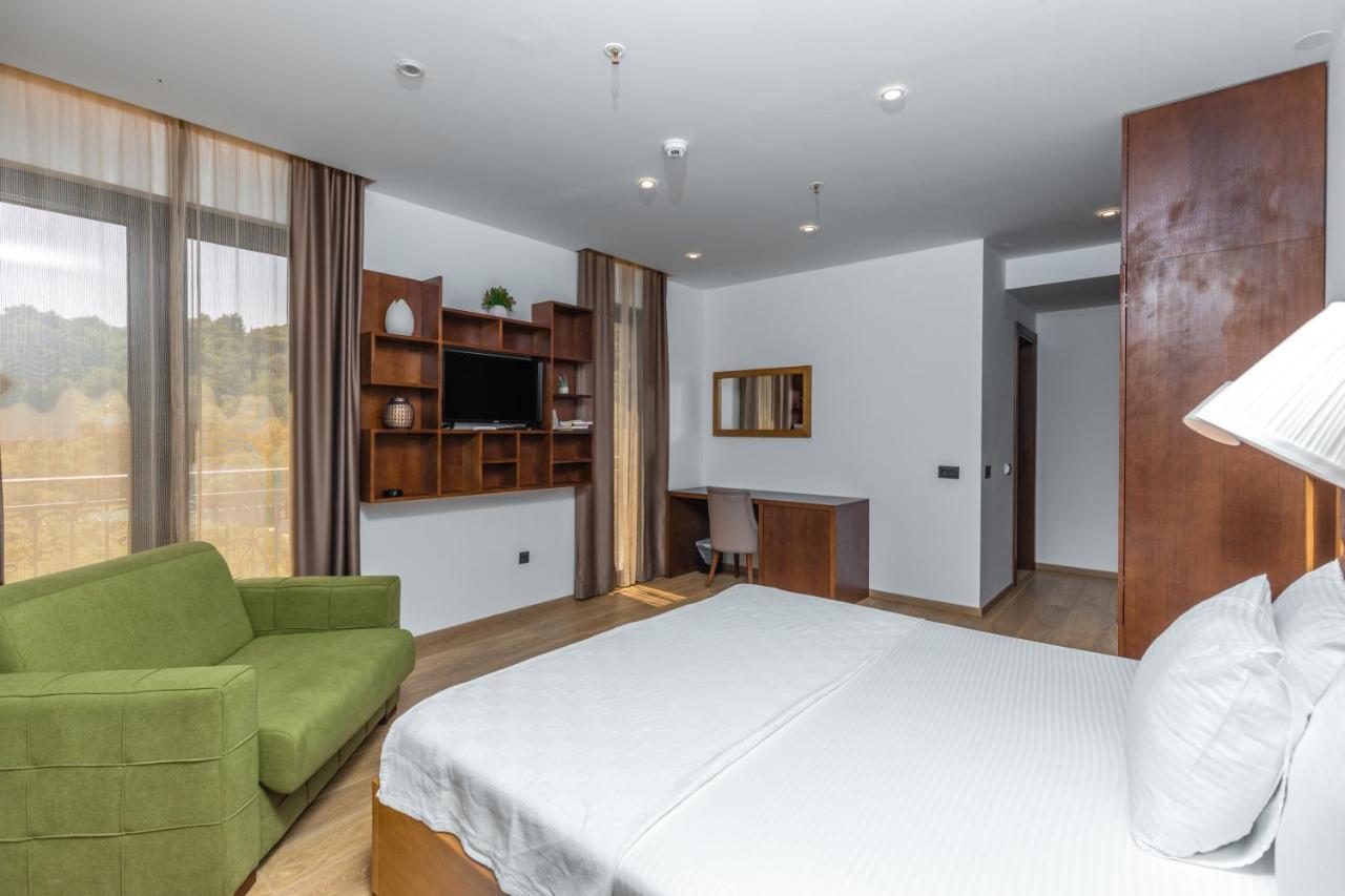 Hotel Plaza Lucice Petrovac Exterior photo